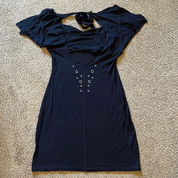 Black Dress - Picture 2 of 14